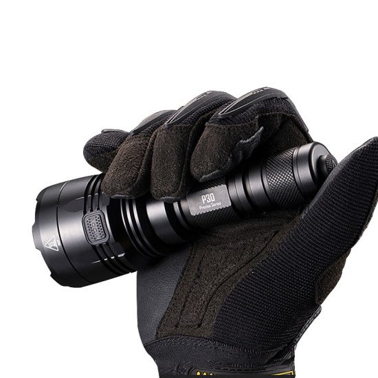 NITECORE New P30 Flashlight CREE XP-L HI V3 LED max 1000LM Distane 618 meter LED NITECORE New P30 Flashlight CREE XP-L HI V3 LED max 1000LM Distane 618 meter LED